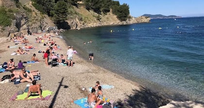Lovely, well-equipped family home in a quiet area west of Toulon