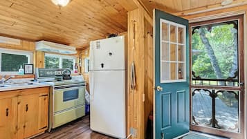 Microwave, oven, stovetop