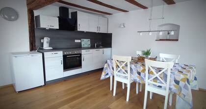 Ferienwohnung mit Flair, Südliche Weinstraße , Pfalz :"la Maison Palatinate"