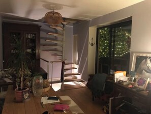 Interior - Charming and comfortable house in Paris (Paris)