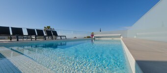 Modern villa with sea view [27]