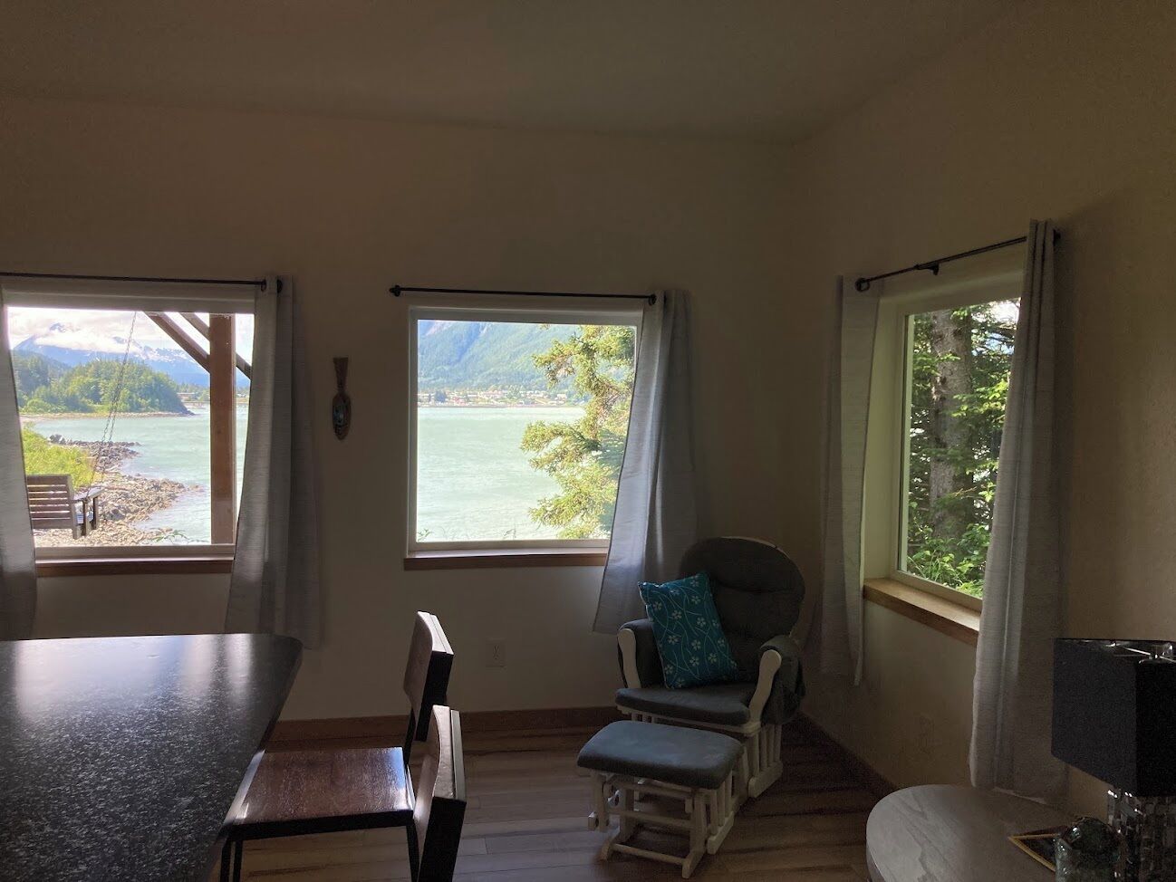 Suite, Ocean View | Living area