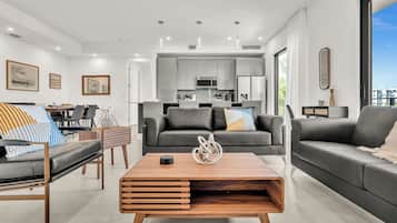 スマートテレビ、卓球台