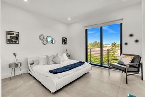 3 quartos, ferros/tábuas de passar roupa, Wi-Fi de cortesia