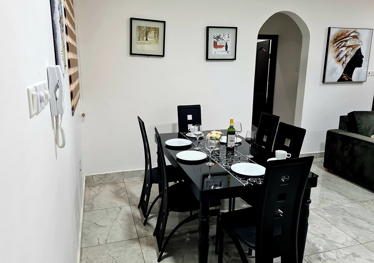 Makan di kamar