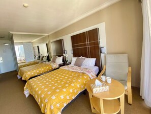 2 bedrooms, iron/ironing board, WiFi, bed sheets - Ocean View Studio in Mantra Free WI-FI (Surfers Paradise)