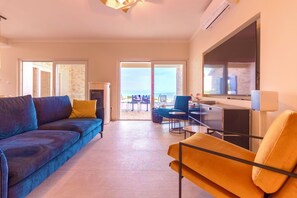 Smart TV, video library, stereo - Luxus: Villa Lion mit Fantastischem Meerblick, Infinity Pool & Aussenküche (Ripenda Kosi)