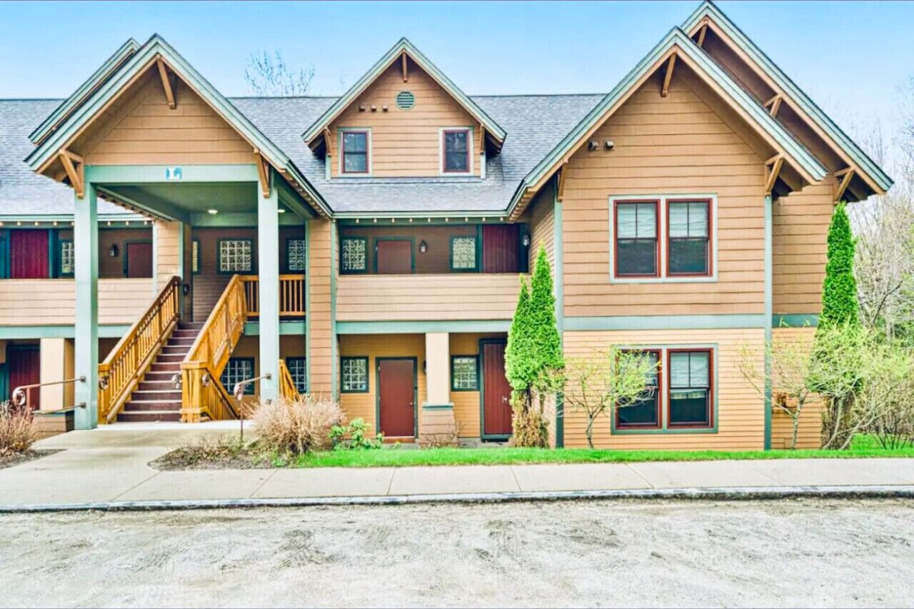 Blossom Meadow Hideaway : Cozy 1BR Suite