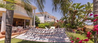 Larnaca Chelidonia Seafront Villa