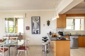 Dining - Larnaca Chelidonia Seafront Villa (Meneou)