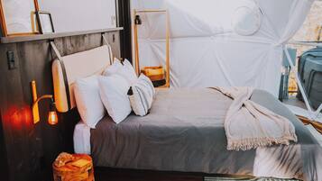 1 slaapkamer, een strijkplank/strijkijzer, wifi, beddengoed