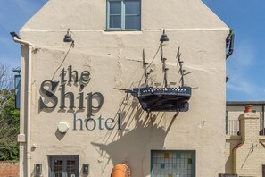 Exterior - Saltingsgarth, Brancaster, Norfolk (Wells-next-the-Sea)