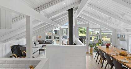 Awesome home in Løkken with kitchen