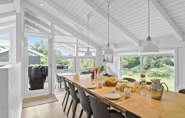 Dining - Awesome home in Løkken with kitchen (Løkken)