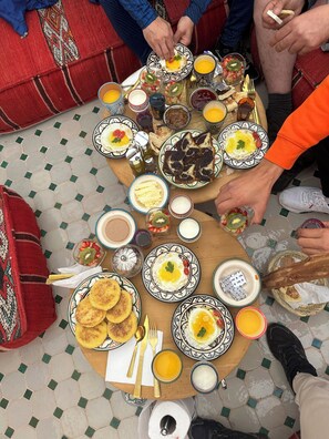 Free daily continental breakfast - RIAD KS & SPA (Marrakech)