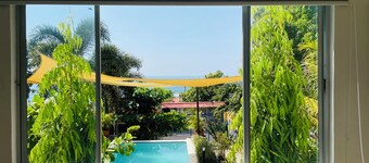 Purple Suites Atami