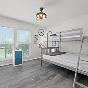 3 bedrooms, WiFi, bed sheets