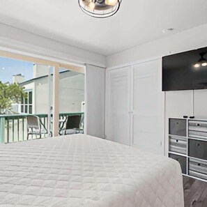 3 habitaciones, tabla de planchar con plancha, wifi y ropa de cama 