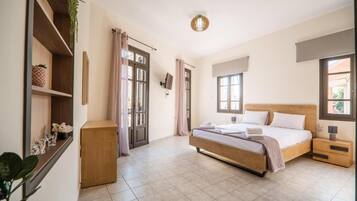 2 soverom, strykejern/-brett, wi-fi og sengetøy