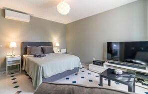 4 camere, Wi-Fi gratuito, lenzuola