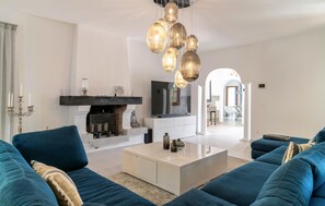 Smart-TV, peis og bordtennis