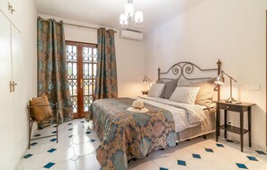 4 bedrooms, free WiFi, bed sheets - Luxurious home in Mijas (Mijas)