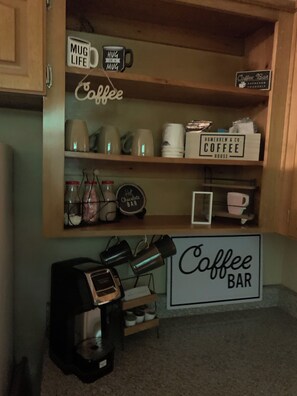 Interior - Cozy country stay centrally located to entertainment, adventure and good food! (Anniston)