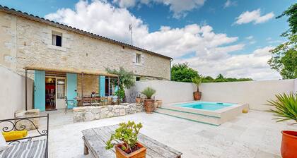 Nice home in Port-Sainte-Foy-Pontch