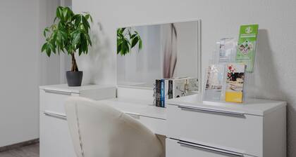 Modern - quiet location - close to the center - 2-room