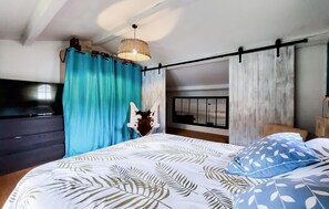 4 soverom, strykejern/-brett og wi-fi (inkludert)