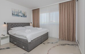 3 soverom, wi-fi (inkludert) og sengetøy