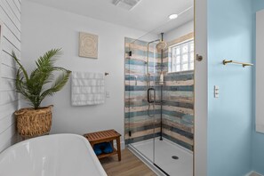 Shower, hair dryer, towels, soap - Oceanfront 6BR Private Beach Access Private Pool on The Point_Moonlit Dunes (Emerald Isle)