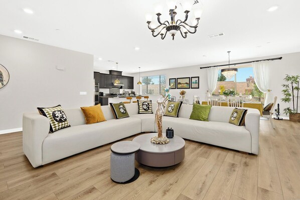 Téléviseur connecté, foyer