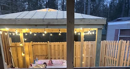 Charming cabin retreat: cozy, scenic, and perfect for a relaxing getaway!