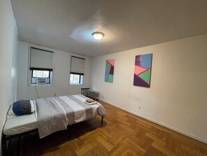 2 habitaciones, tabla de planchar con plancha y wifi gratis
