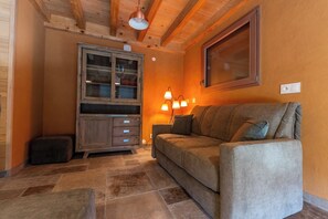 Télévision, lecteur de DVD, chaîne hi-fi