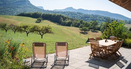 Holiday Home 'La Grange Aux Ecureuils 6 Pers' with Mountain View, Private Terrace and Private Garden