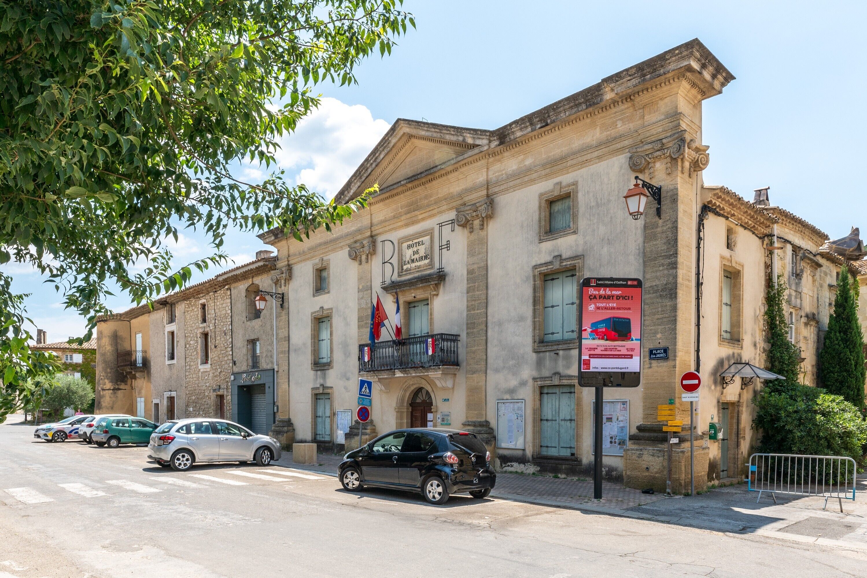 Esterni