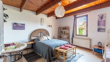 3 habitaciones, tabla de planchar con plancha y wifi gratis