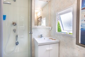 Een douche, een haardroger