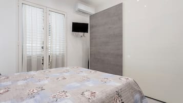 2 chambres, fer et planche Ă repasser, Wi-Fi gratuit, draps fournis