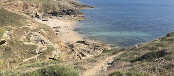 Mobile Home 'Mobilhome Rénové Sarzeau' with Private Terrace and Private Garden