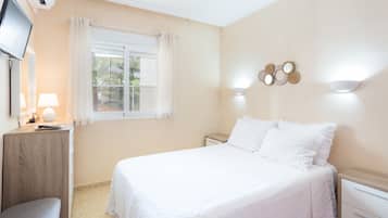 2 chambres, fer et planche Ă repasser, Wi-Fi gratuit, draps fournis