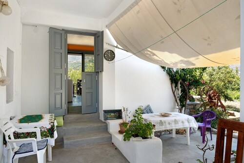 Holiday Home 'Livadi House Amorgos' with Sea View, Wi-Fi and Air Conditioning
