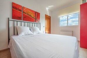 4 bedrooms, free WiFi