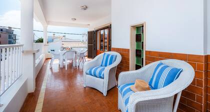 Apartment 'Apartamento Cabrera' with Private Terrace, Wi-Fi and Air Conditioning