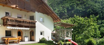 Apartment 'Oberbodnerhof' with Mountain View, Private Terrace and Wi-Fi