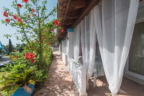 Terrace/patio - Apartment 'Andromaches Single Studio' with Sea View, Wi-Fi and Air Conditioning (Corfu)