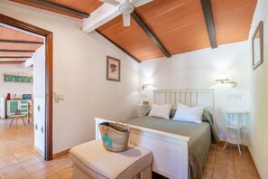 1 chambre, Wi-Fi gratuit, draps fournis