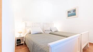 3 Schlafzimmer, kostenloses WLAN, Bettwäsche